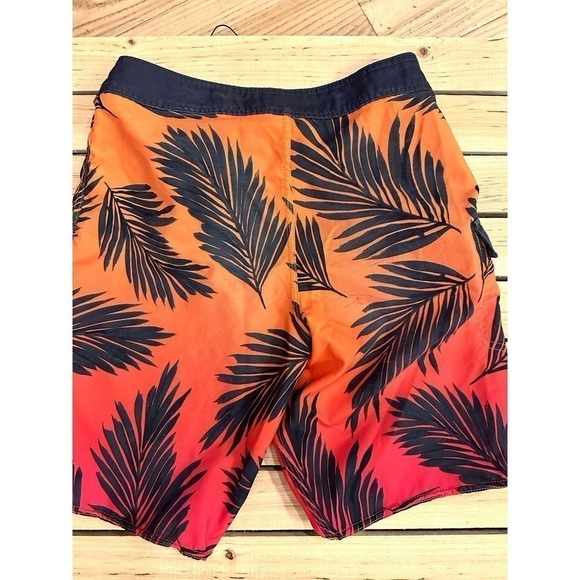 Rip Curl board shorts, boys size 26, tropical - Picture 3 of 5
